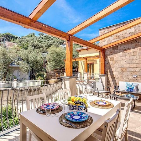 Chez Carme' Apartment Sorrento Bagian luar foto