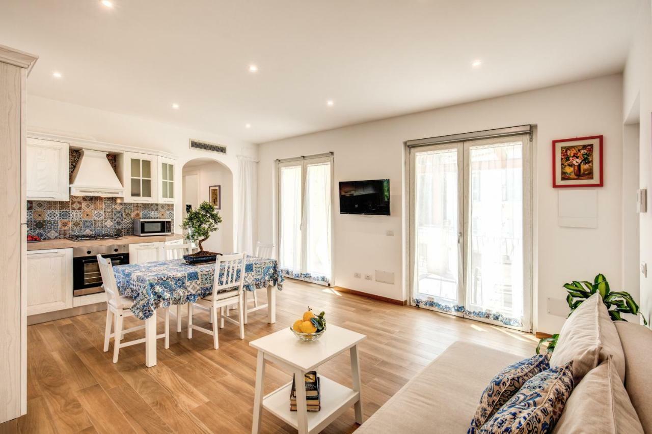 Chez Carme' Apartment Sorrento Bagian luar foto