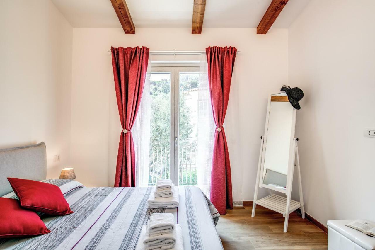 Chez Carme' Apartment Sorrento Bagian luar foto